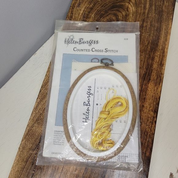 Vintage Helen Burgess Counted Cross Stitch Oval Rose DIY Kit Embroidery - Picture 3 of 4